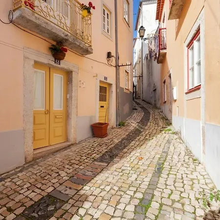 Bright 1 Bedroom In St George's Castle Lisbon